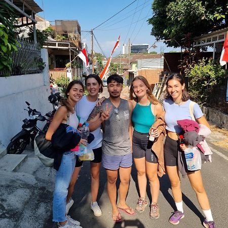 Griya Backpacker Pak Yon Bed and Breakfast Malang Esterno foto